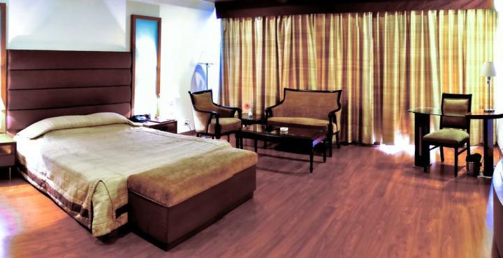 Hotel Shivalikview Chandīgarh Exterior foto